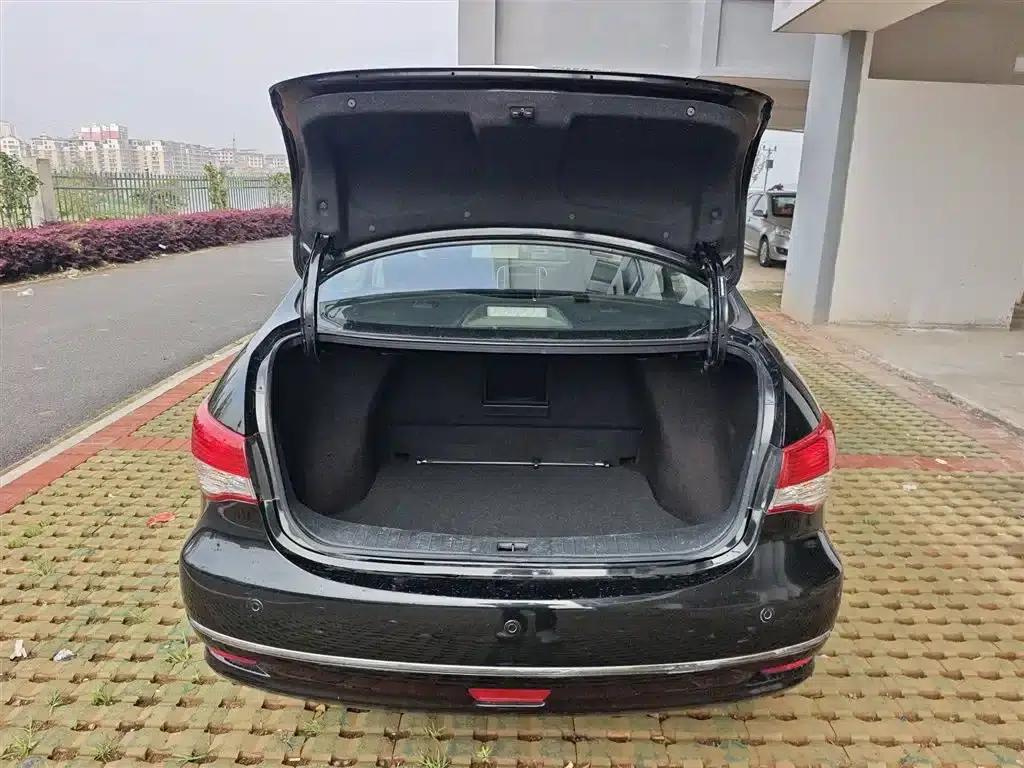 Nissan Sylphy 2019 Classic 1.6XE+ CVT Intelligent Leading Edition — миниатюра 15