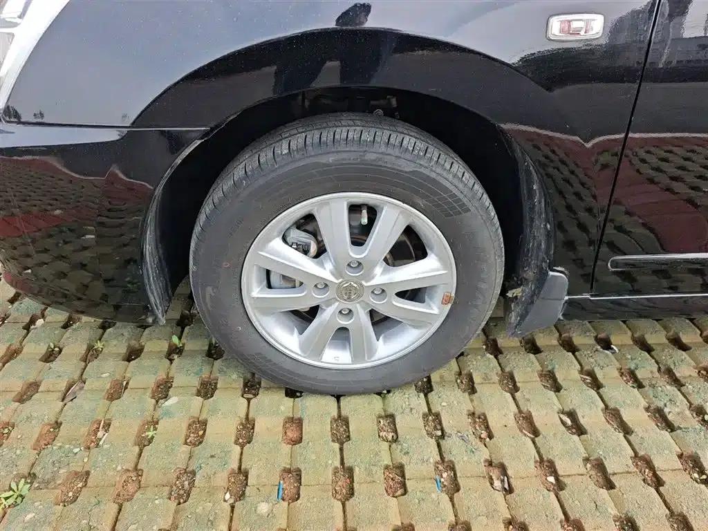 Nissan Sylphy 2019 Classic 1.6XE+ CVT Intelligent Leading Edition — миниатюра 25