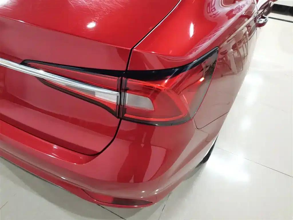 Roewe i5 2020 1.5L Automatic 4G Connected Leading Edition — миниатюра 8