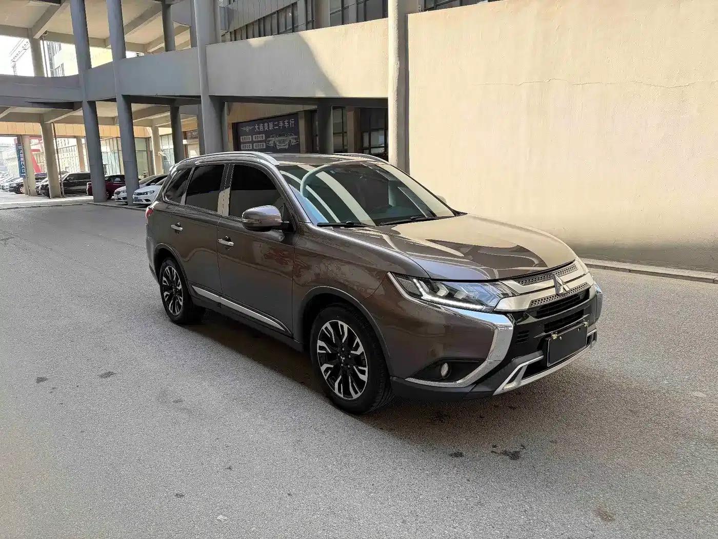 Outlander 2019 2.4L 4WD Enjoy Edition 5-seater National VI Emission Standard — миниатюра 3