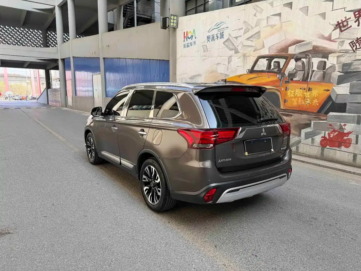 Outlander 2019 2.4L 4WD Enjoy Edition 5-seater National VI Emission Standard — миниатюра 4