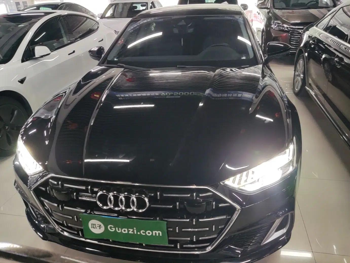 Audi A7L 2024 45TFSI S-line Dream-Building Edition Flow Crystal Package — миниатюра 2