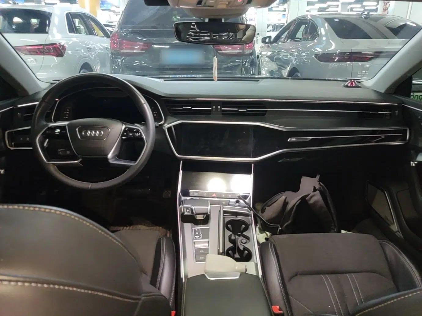 Audi A7L 2024 45TFSI S-line Dream-Building Edition Flow Crystal Package — миниатюра 13
