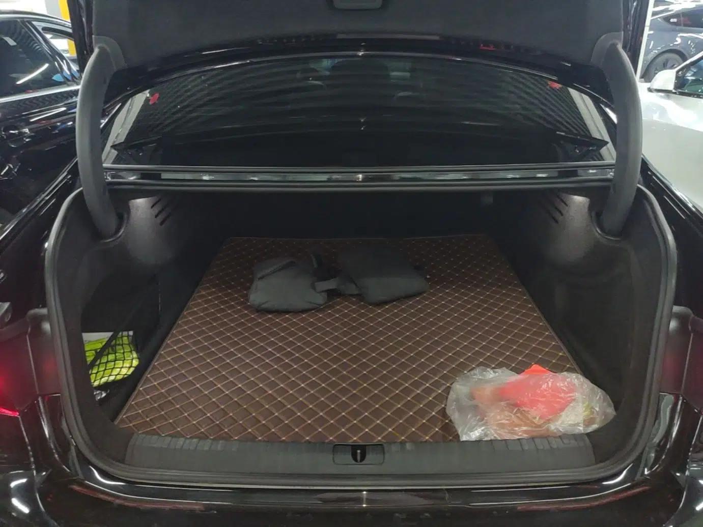 Audi A7L 2024 45TFSI S-line Dream-Building Edition Flow Crystal Package — миниатюра 22