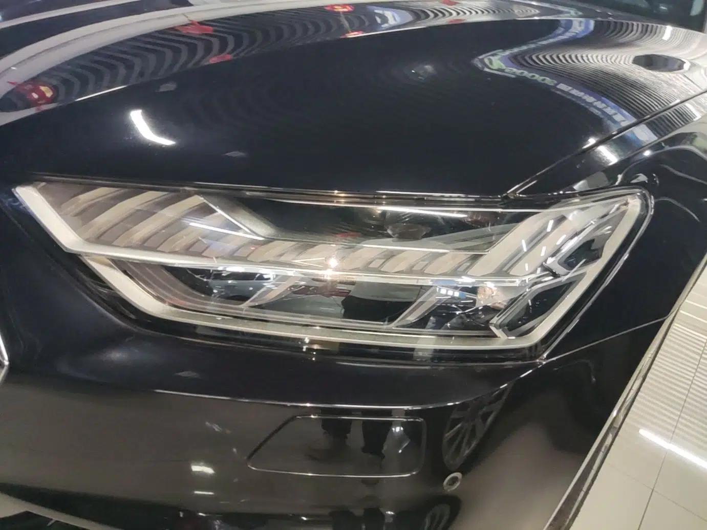 Audi A7L 2024 45TFSI S-line Dream-Building Edition Flow Crystal Package — миниатюра 9