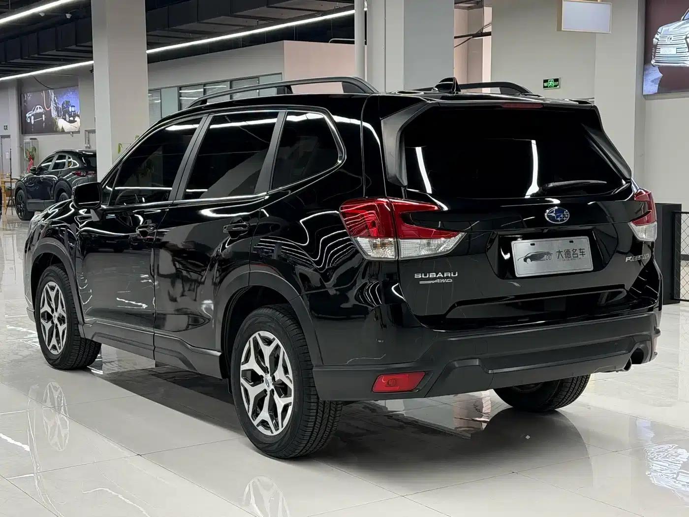 Forester 2021 2.0i Luxury Edition — миниатюра 4