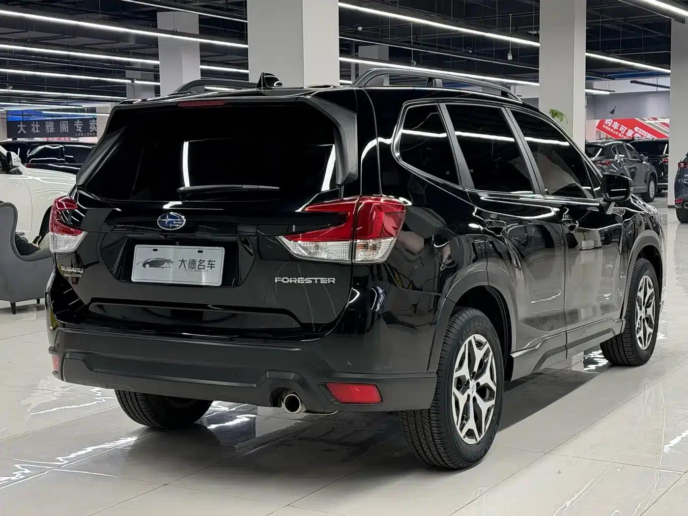Forester 2021 2.0i Luxury Edition — миниатюра 5