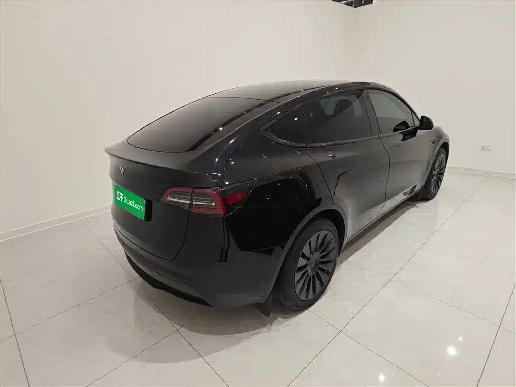 Model Y 2022 Facelift Rear-Wheel Drive Version — миниатюра 7