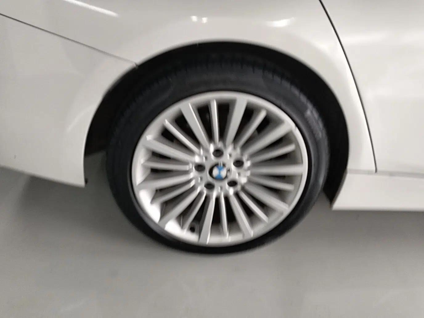 BMW 3 Series 2018 320Li Fashion Model — миниатюра 10