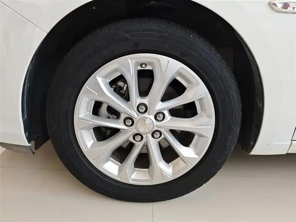 Chevrolet Cruze 2023 1.5L Dual-Clutch Enjoy Edition — миниатюра 23