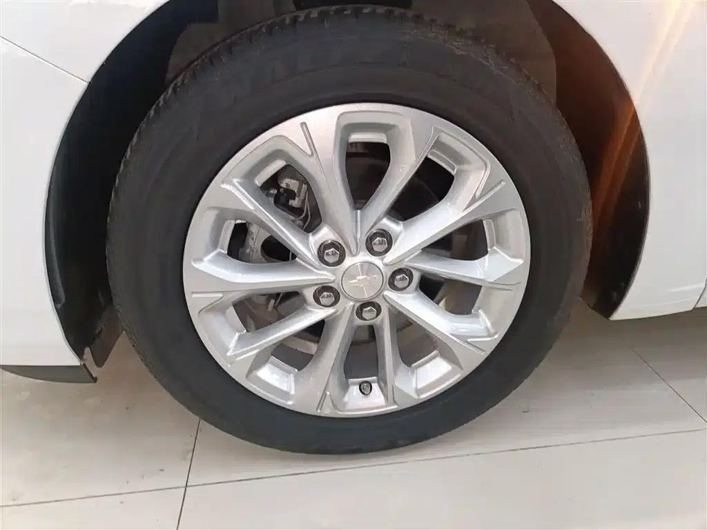 Chevrolet Cruze 2023 1.5L Dual-Clutch Enjoy Edition — миниатюра 23