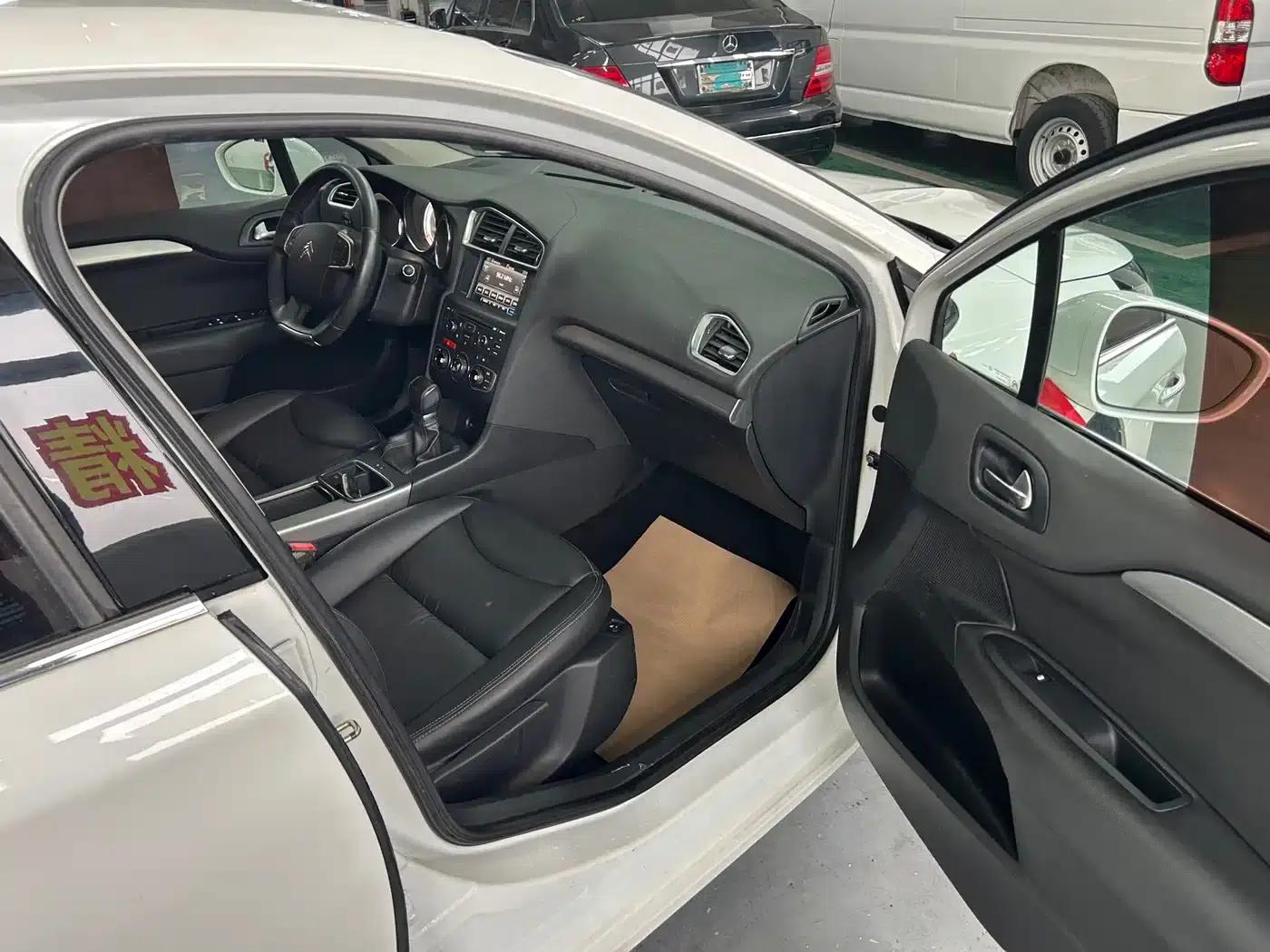Citroën C4L 2016 1.2T Automatic Elite — миниатюра 11