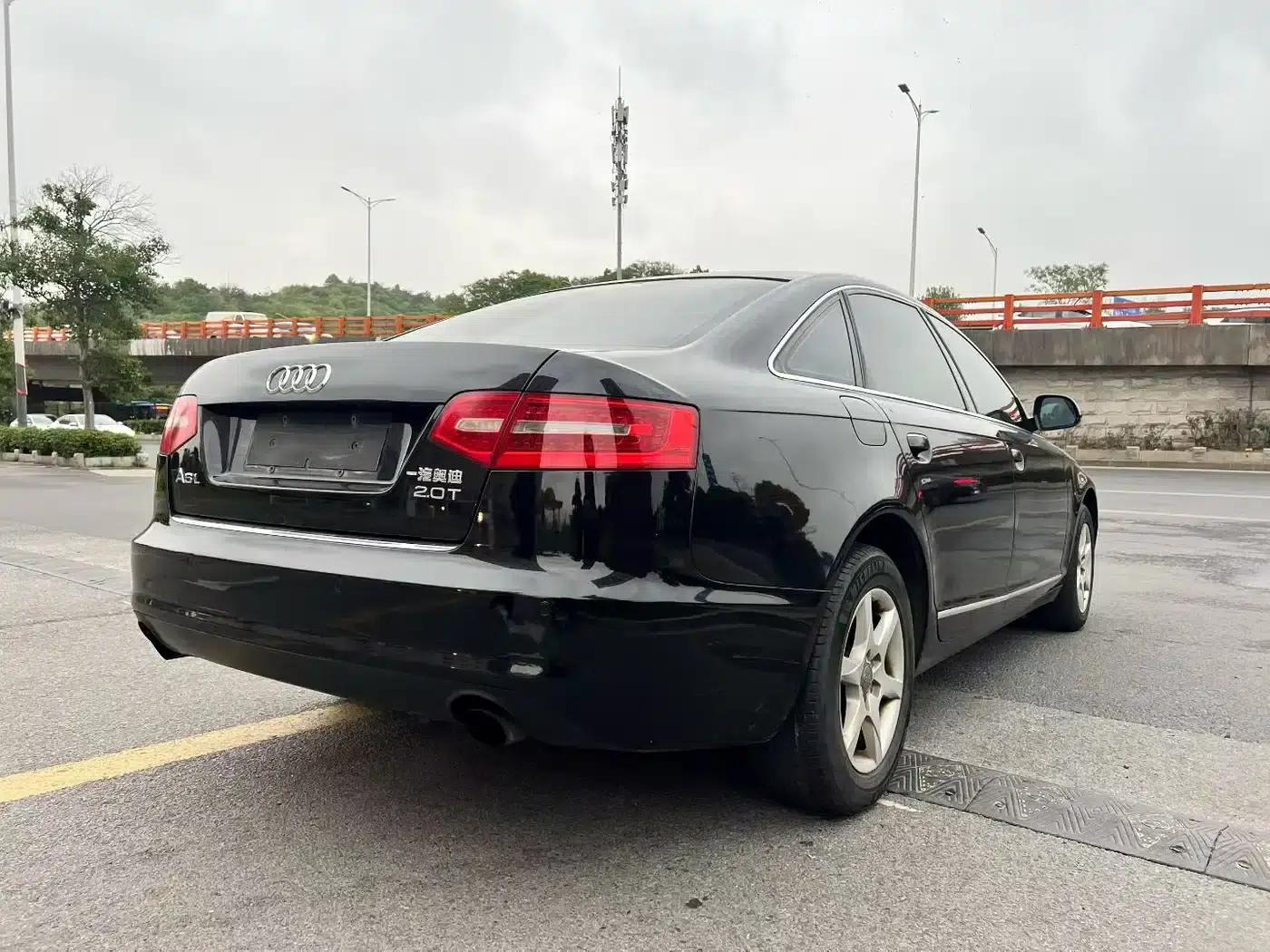 Audi A6L 2009 2.0 TFSI Automatic Standard Edition — миниатюра 9