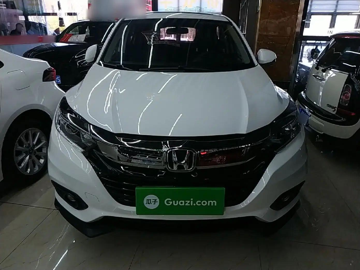 Honda Vezel 2020 1.5L CVT Pioneer Edition — миниатюра 2