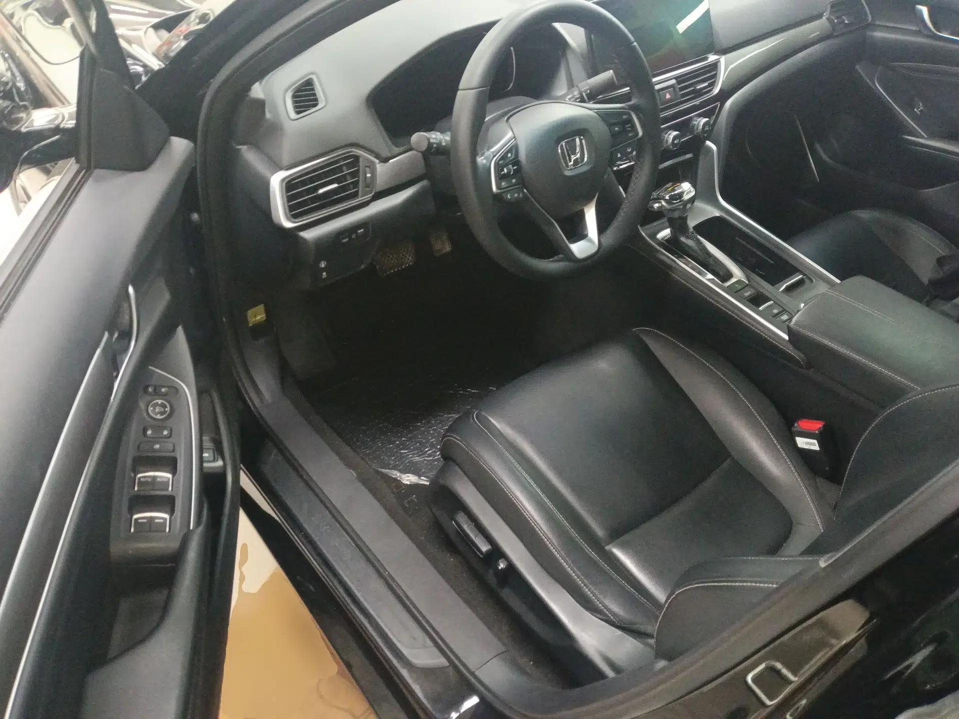 Honda Inspire 2022 260TURBO Elegant Edition — миниатюра 18
