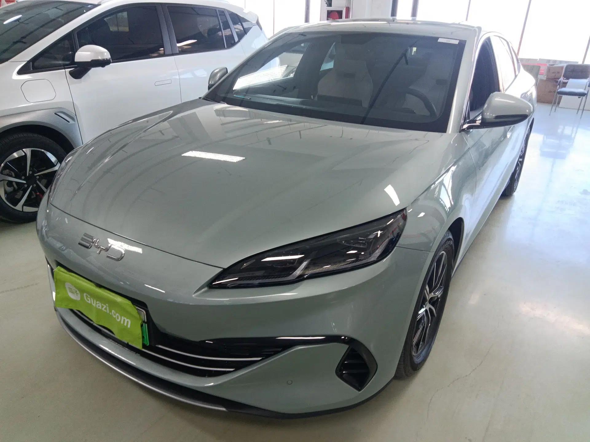BYD Seal 06 New Energy 2024 DM-i 120KM Prestige Model — миниатюра 1