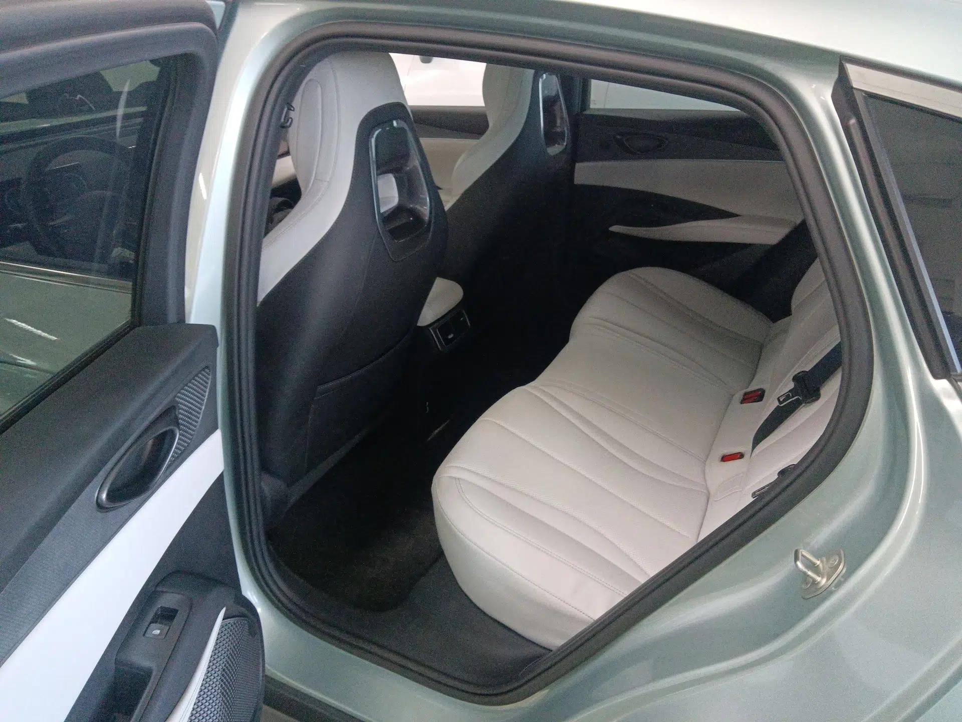 BYD Seal 06 New Energy 2024 DM-i 120KM Prestige Model — миниатюра 20