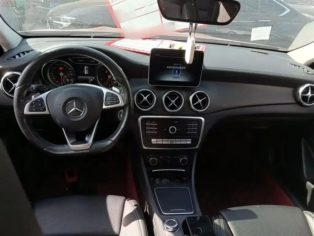 2019 Mercedes-Benz GLA 200 Fashion Edition — миниатюра 10