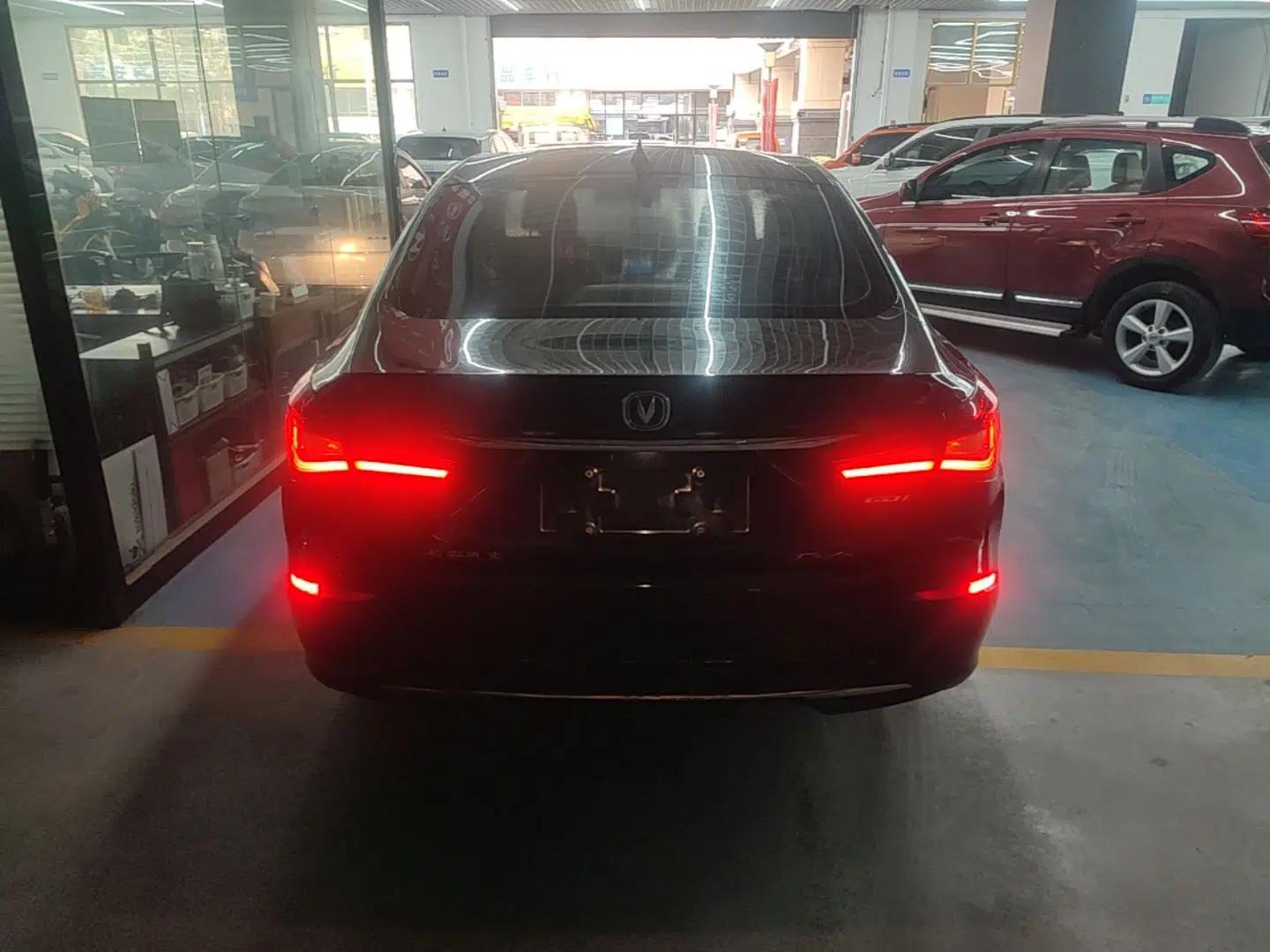 CHANGAN Eado 2018 1.6L GDI Automatic Fashion Edition — миниатюра 5