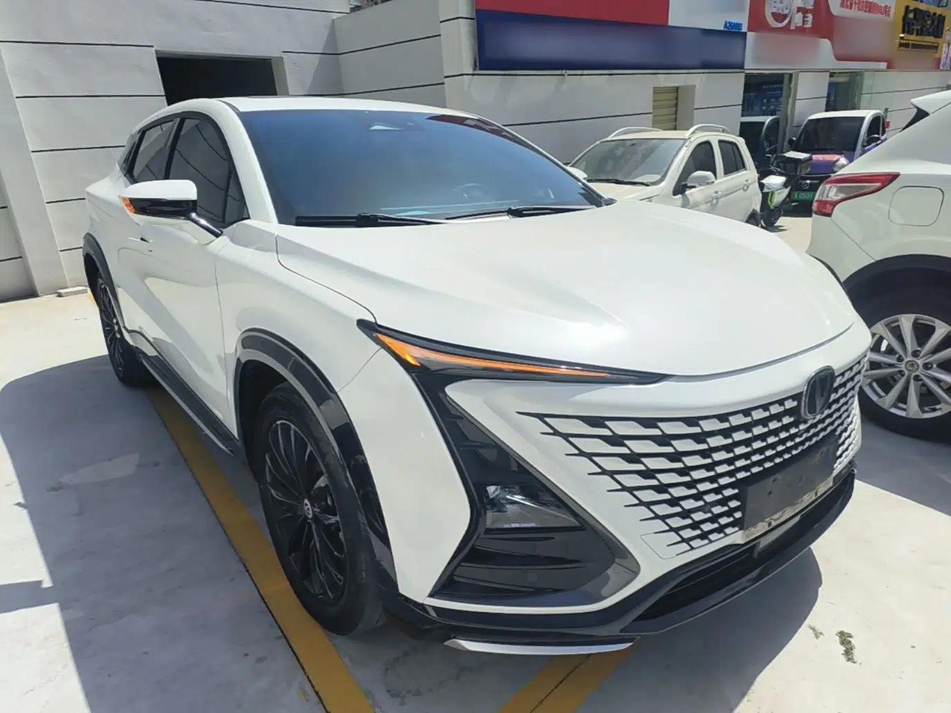 CHANGAN UNI-T 2023 2nd Generation 1.5T Luxury Version — миниатюра 3