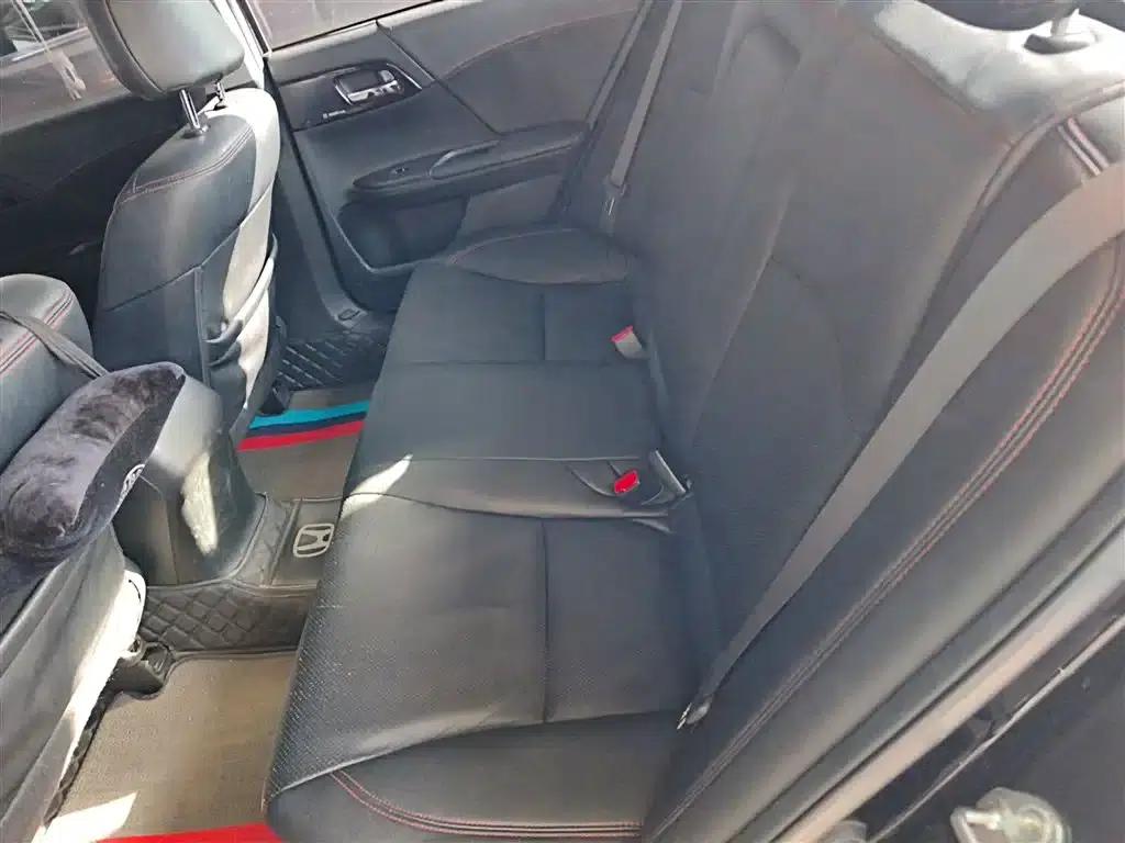 2016 Honda Accord 2.0L Comfort Edition — миниатюра 17