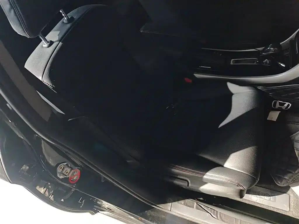 2016 Honda Accord 2.0L Comfort Edition — миниатюра 25
