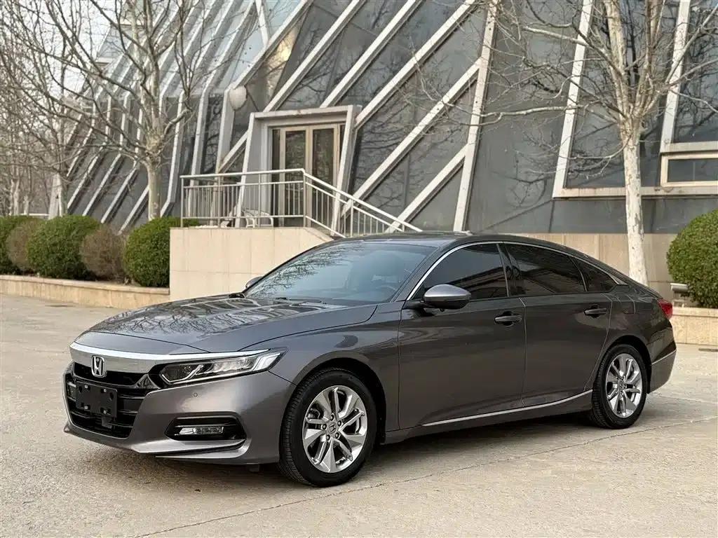 2018 Honda Accord 260TURBO Luxury Edition (China VI Emission Standard) — миниатюра 1