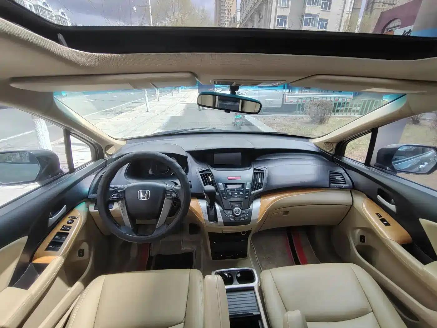 2009 Odyssey 2.4L Luxury Edition — миниатюра 8