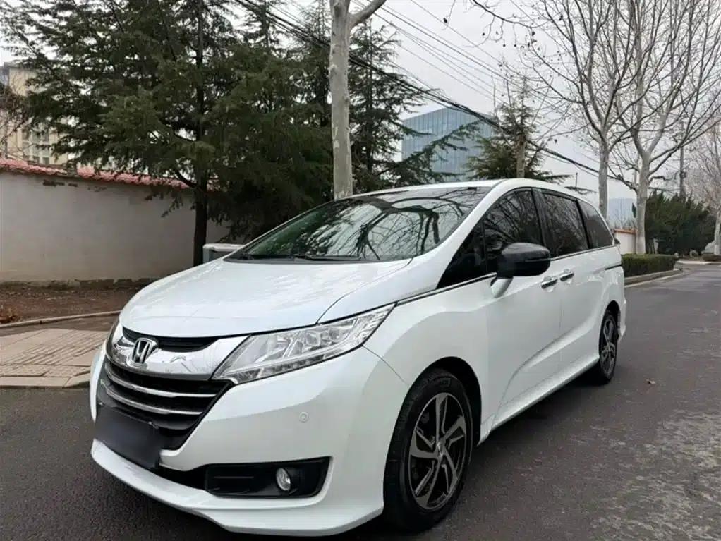 Odyssey 2017 2.4L Smart Edition — миниатюра 1