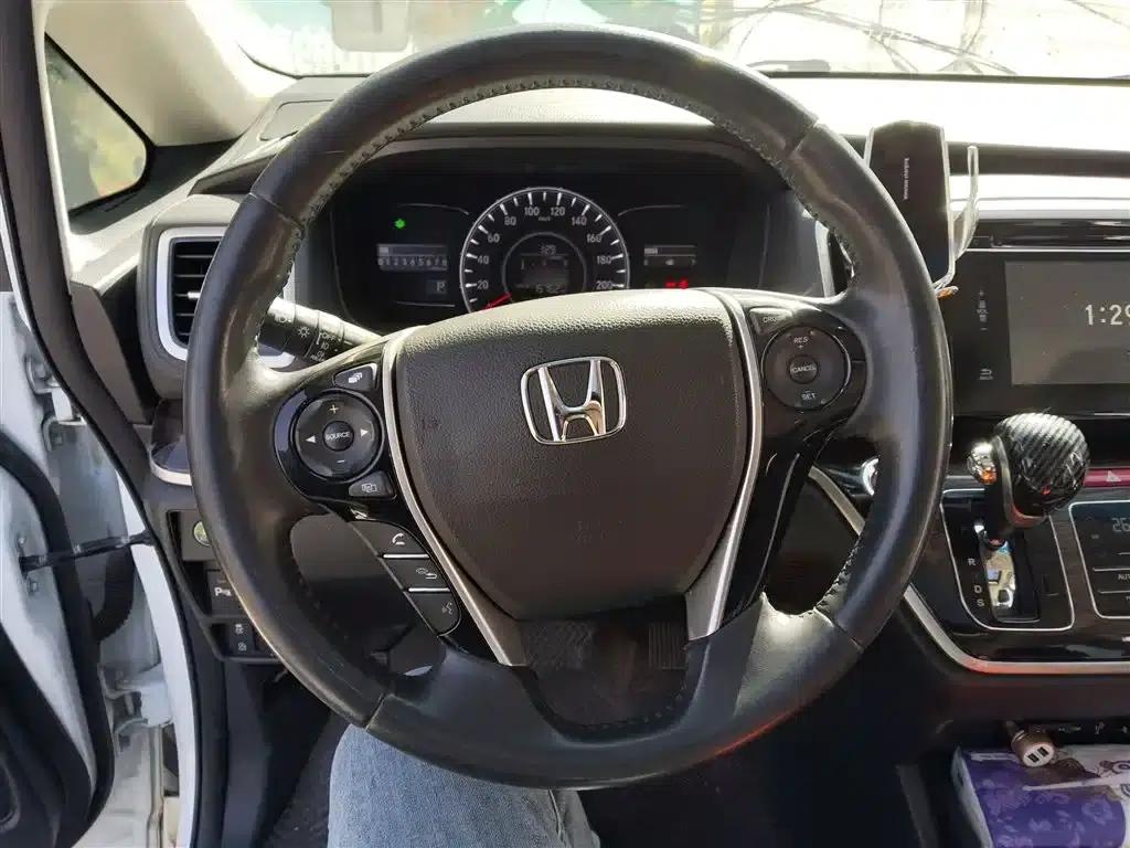 Odyssey 2017 2.4L Smart Edition — миниатюра 4
