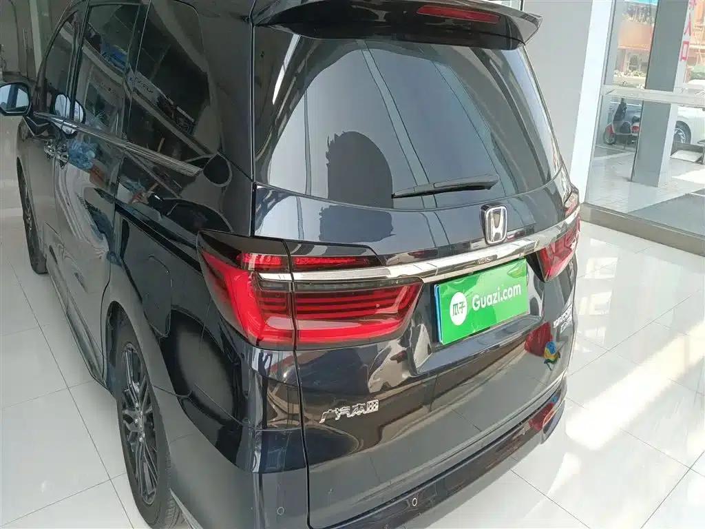Odyssey 2022 2.0L e:HEV Elite Edition — миниатюра 4