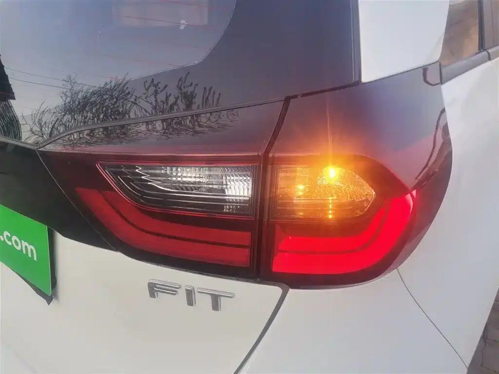 Honda Fit 2021 1.5L CVT Trend Edition — миниатюра 8