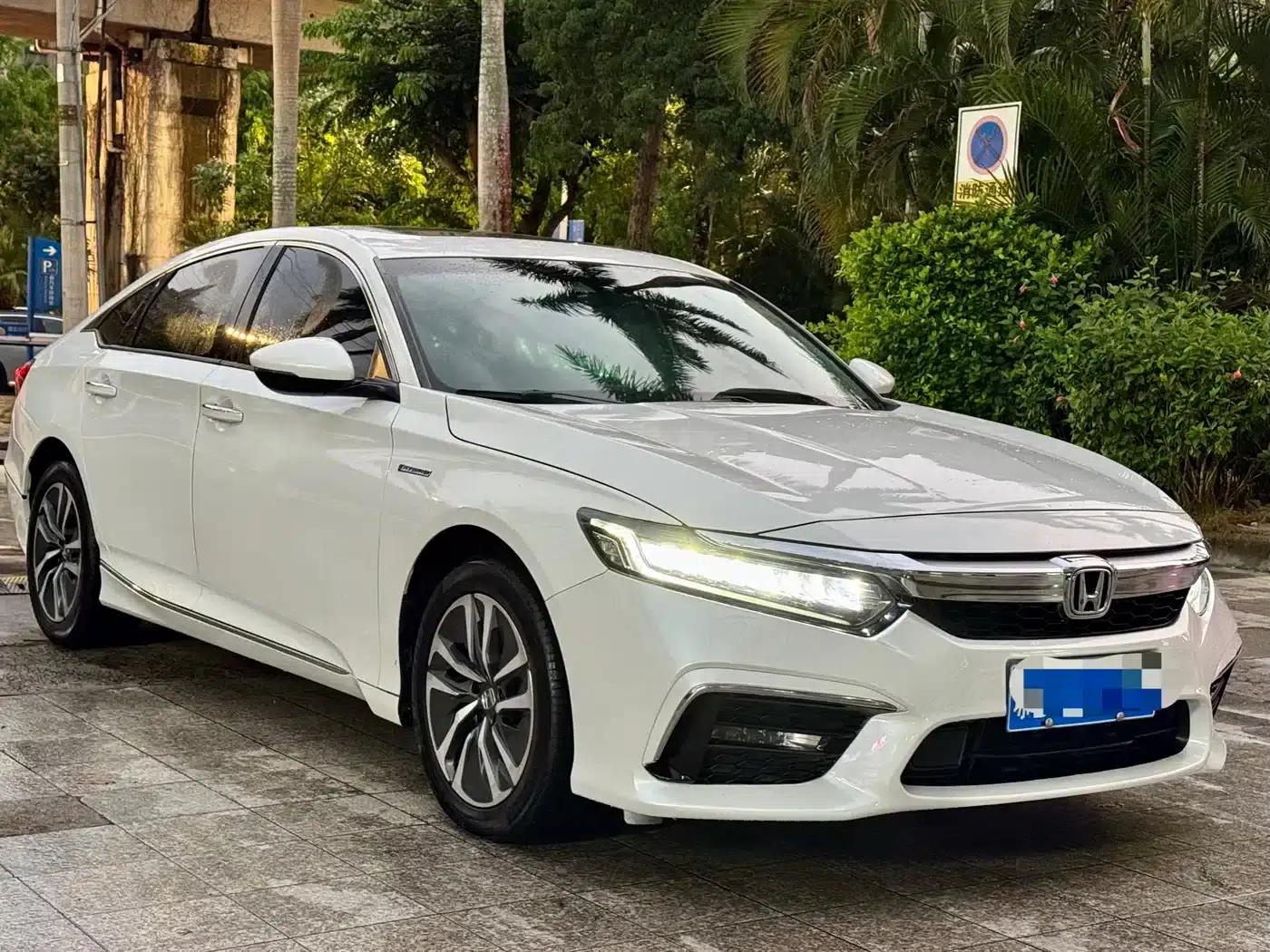 2019 Inspire Hybrid 2.0L Elegant Edition (National VI Emission Standard) — миниатюра 3