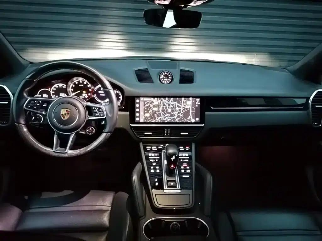 2023 Cayenne E-Hybrid 2.0T — миниатюра 14