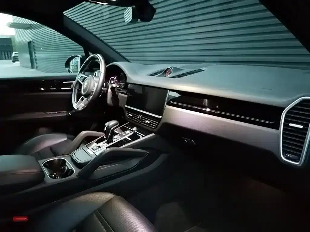 2023 Cayenne E-Hybrid 2.0T — миниатюра 17