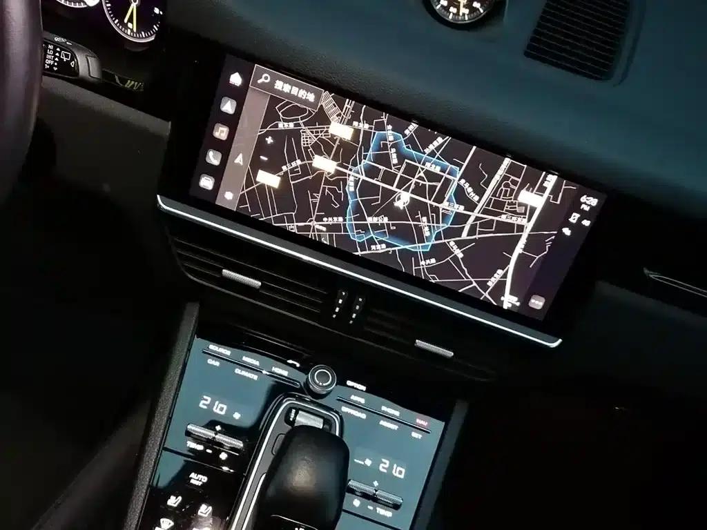 2023 Cayenne E-Hybrid 2.0T — миниатюра 8