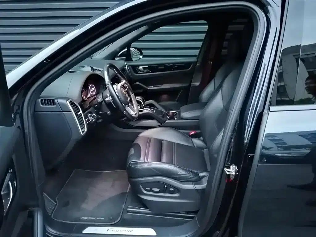 2023 Cayenne E-Hybrid 2.0T — миниатюра 10