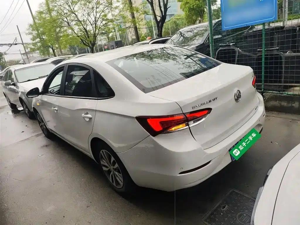Buick Excelle 2021 Facelift 1.3T Automatic Mild Hybrid Elite — миниатюра 5