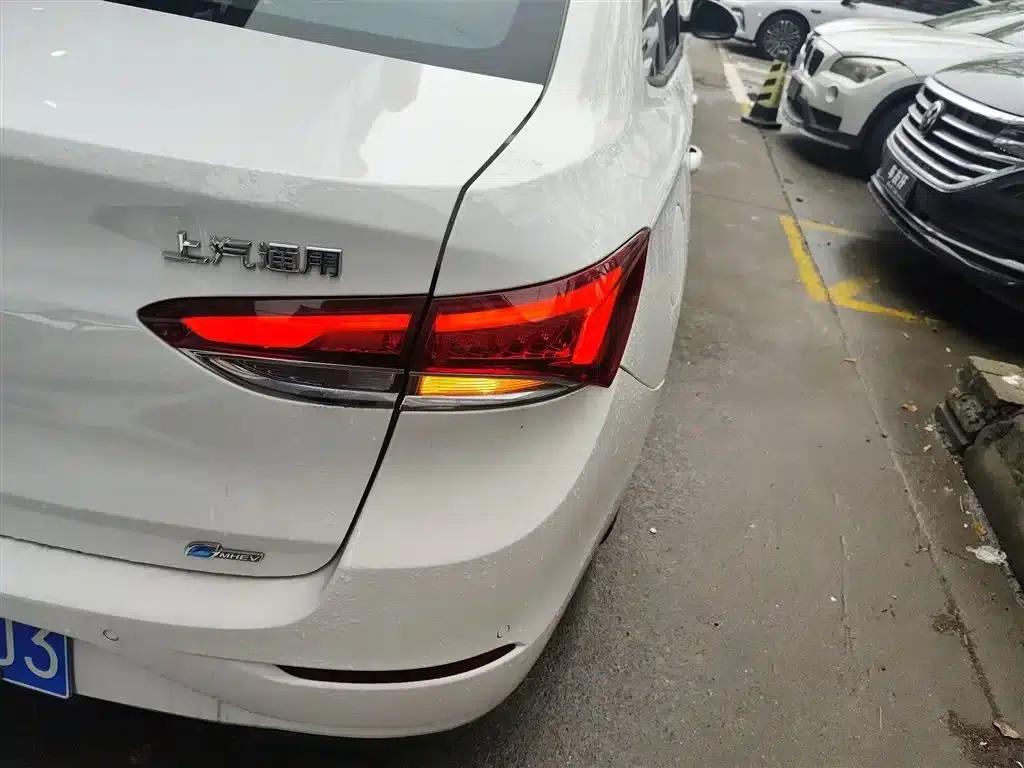 Buick Excelle 2021 Facelift 1.3T Automatic Mild Hybrid Elite — миниатюра 8