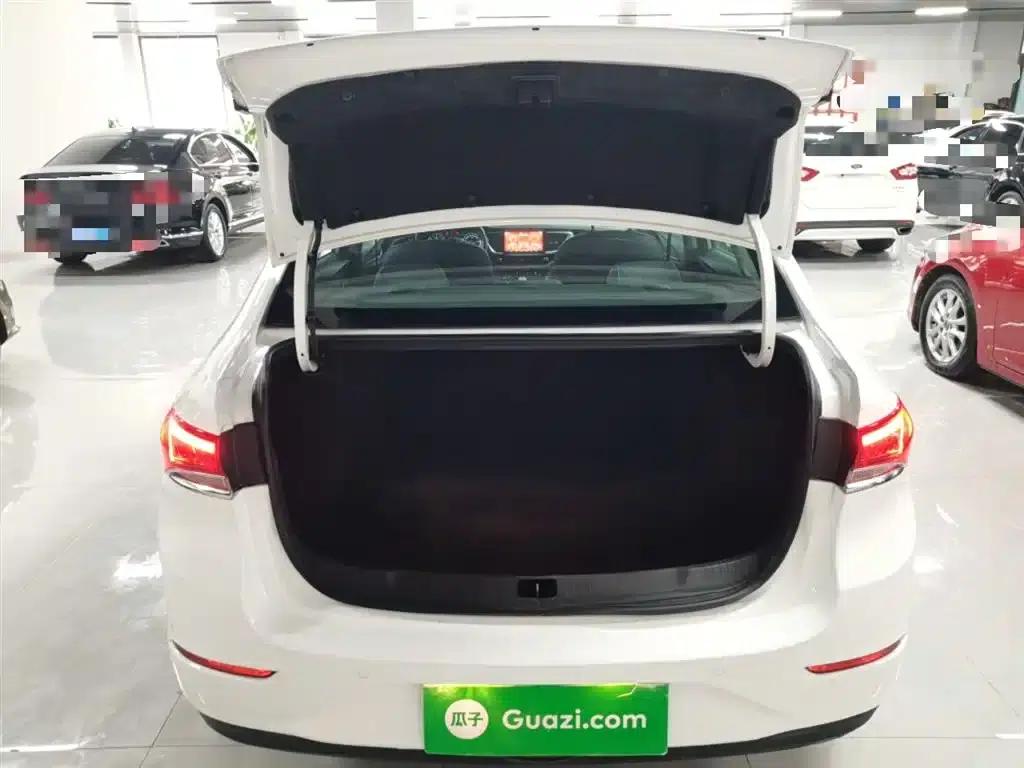 Buick Excelle 2021 Facelift 1.3T Automatic Mild Hybrid Elite — миниатюра 19