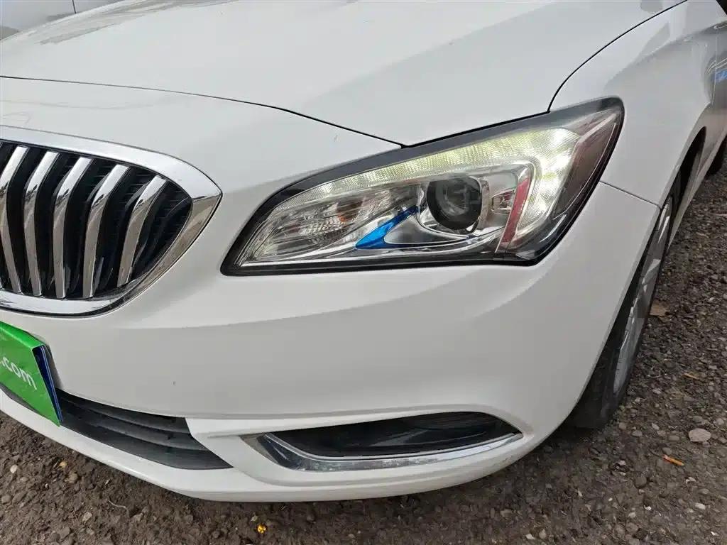 Buick Verano 2017 Sedan 15S Automatic Leading Edition — миниатюра 24