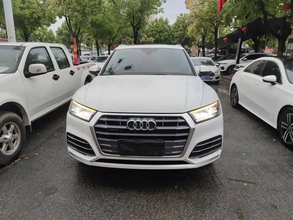 Audi Q5L 2020 Facelift 40 TFSI Luxury Fashion Edition — миниатюра 3