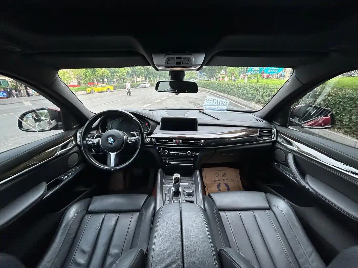 2017 BMW X6 xDrive35i M Luxury Sport — миниатюра 15