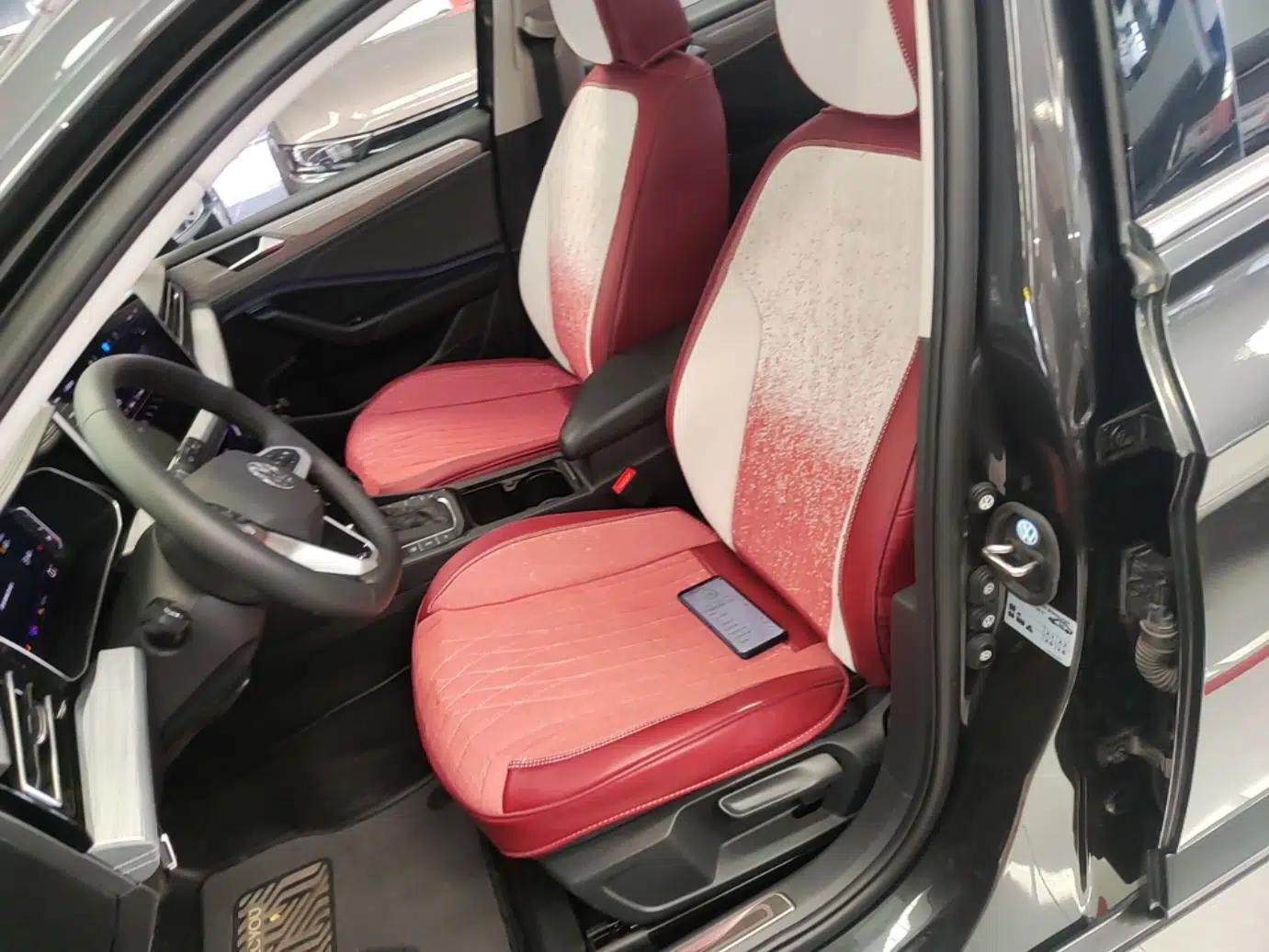 Volkswagen Sagitar 2024 300TSI DSG Excellence Edition — миниатюра 18