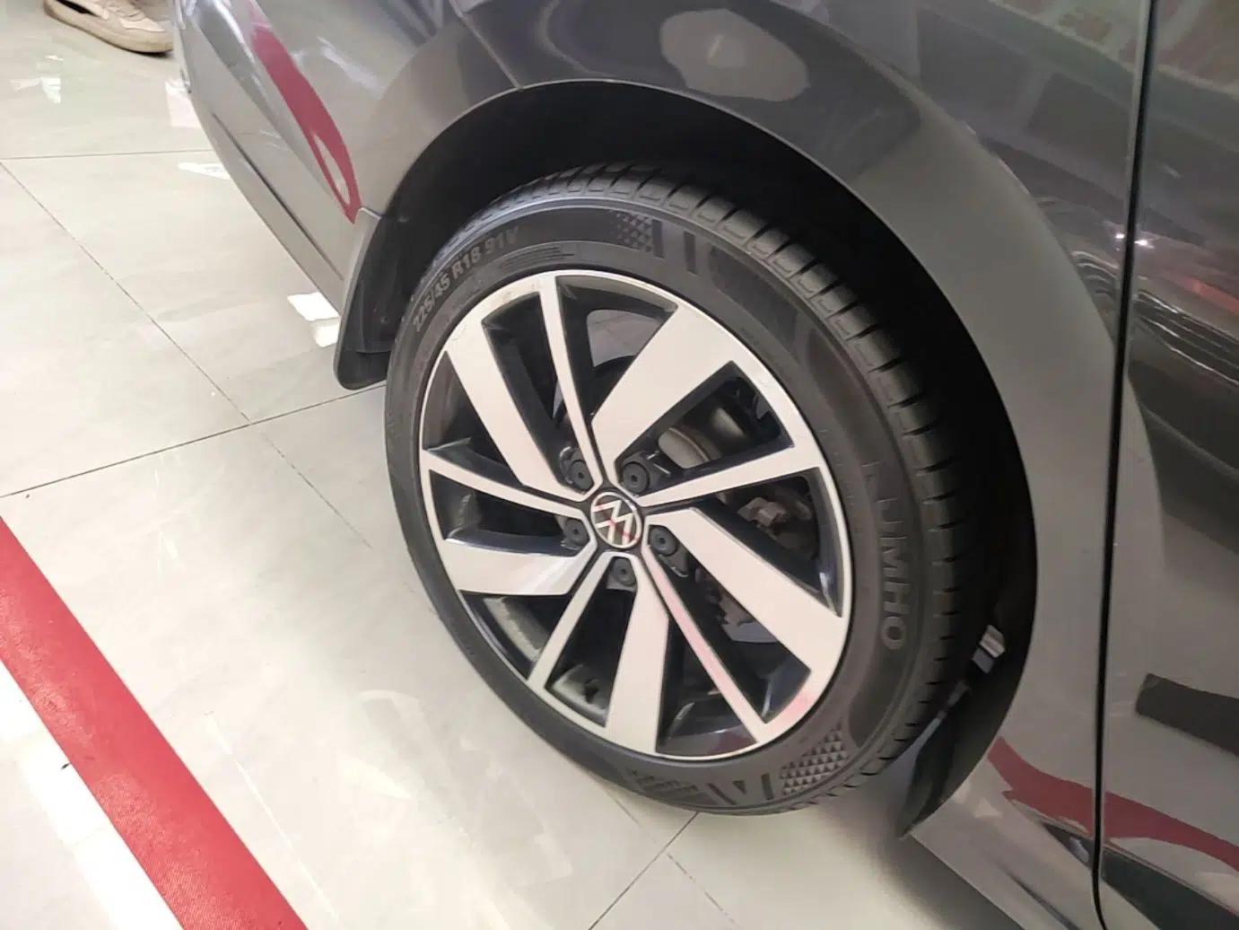 Volkswagen Sagitar 2024 300TSI DSG Excellence Edition — миниатюра 10