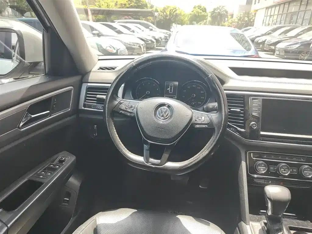 2017 Volkswagen Teramont 380TSI 4WD Luxury Edition — миниатюра 3