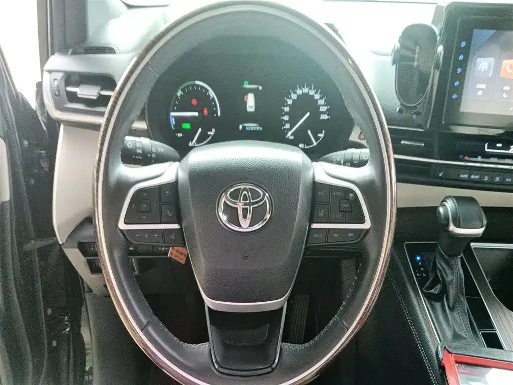 2021 Sienna 2.5L Hybrid Luxury Edition — миниатюра 3