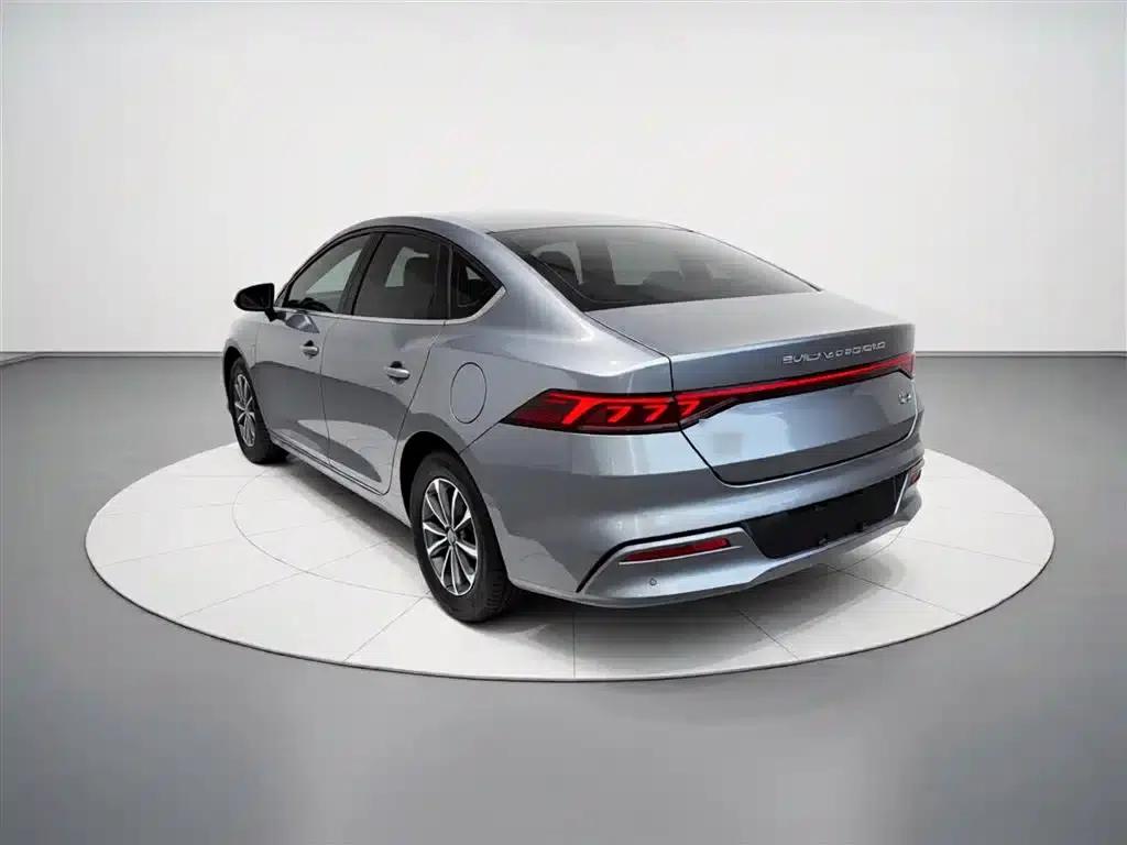 Qin PLUS 2024 Glory Edition DM-i 55KM Leading Model — миниатюра 5