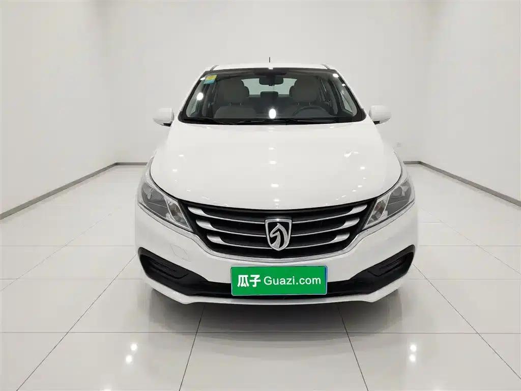 Baojun 310 2016 1.2L Manual Comfort Model — миниатюра 3
