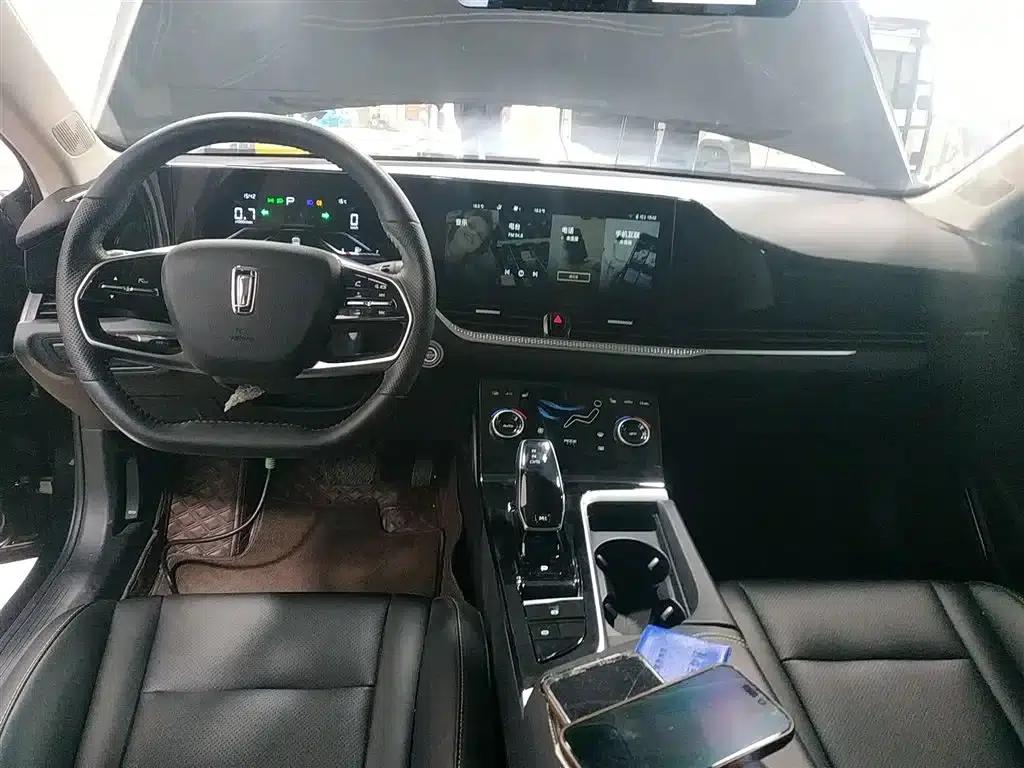 Bestune B70 2022 Model, Third Generation, 1.5T Automatic Enjoyment Edition — миниатюра 10